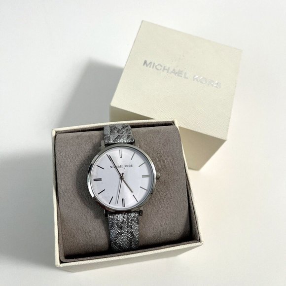 Michael Kors Silver Dial Watch with Faux Python Leather Strap Boxed NWT Gift - Picture 2 of 6